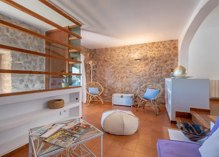 Creus بويينسا